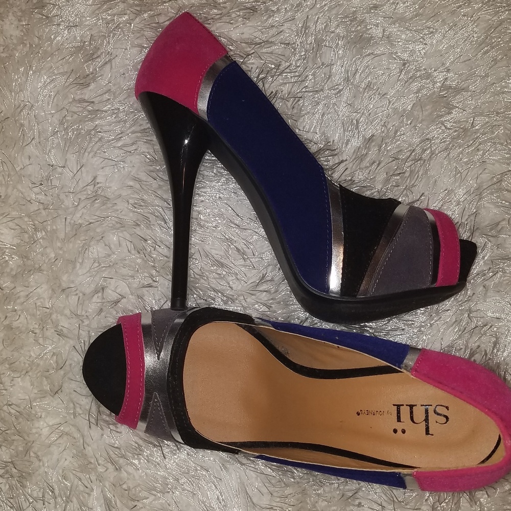 Color blocked heels